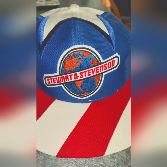 🟥 Stewart and Stevenson hat 🟦 - Picture 1 of 6